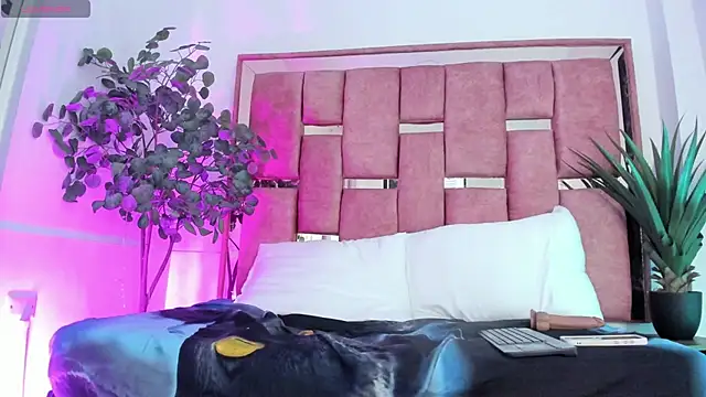 valentina_lenoxx webcam