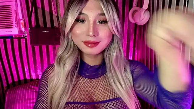 horescocklucy (T young) - RIDE ON MY HORSECOCK DICK.