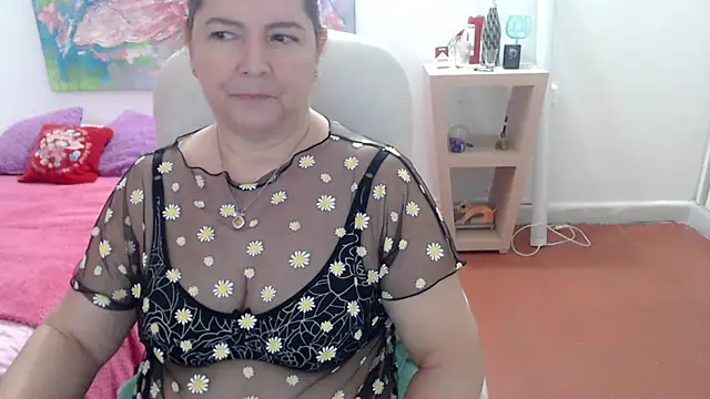 leonela_69 webcam