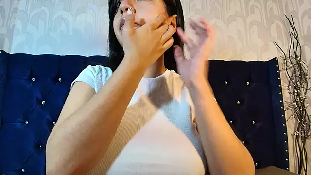 CarolineBrunx webcam