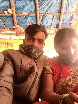 Indiandesicouple155 webcam