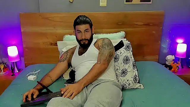 prometeo-grizzly (M young) - big load, out cum show