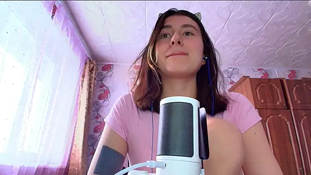 KristinaScott webcam stripchat model stream image