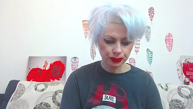 gorgeous_girl_wow_ - GORGEOUS_GIRL_WOW_'s free webcam - UK Sex Cams