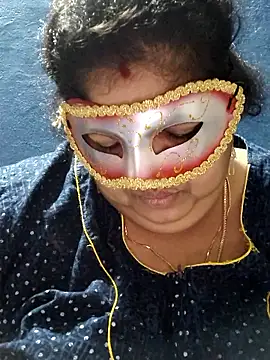 Webcam Model (tamilthanushri)  is live.Free join now!