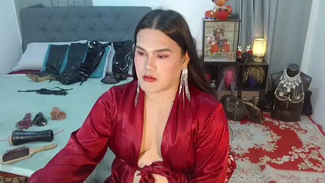 LustfullVelindaks webcam