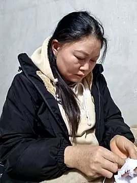 yoowwmr - Yoowwmr's free webcam