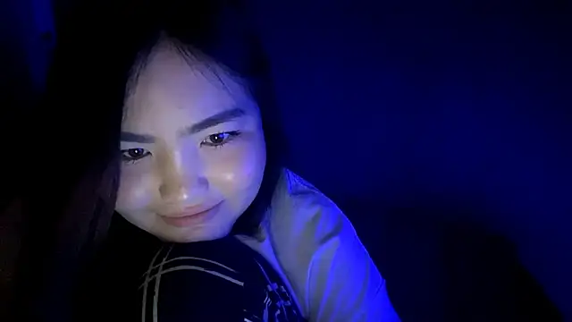 MollyAsian webcam