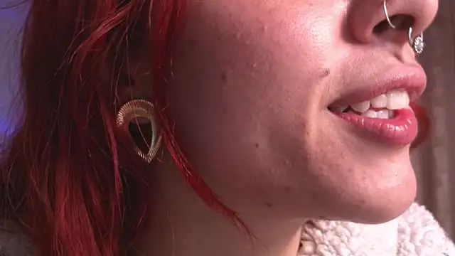 bri_von_dhara__ webcam