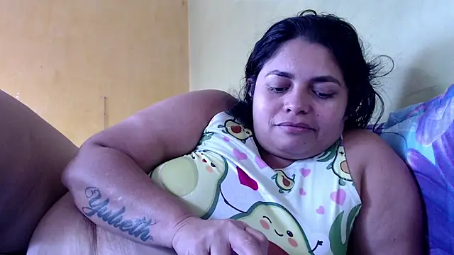 yulieth_bbw webcam