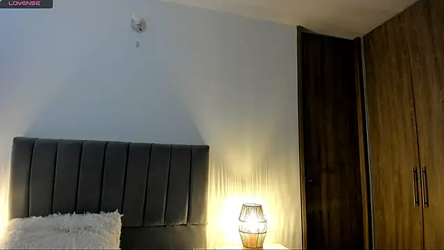 sophie_connors webcam