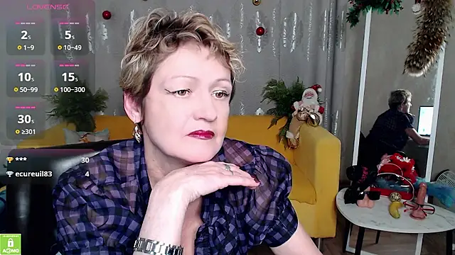 SexyGrandma_ webcam