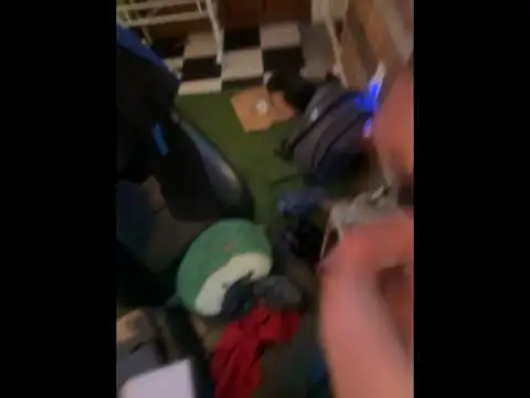 Polaroid_White webcam