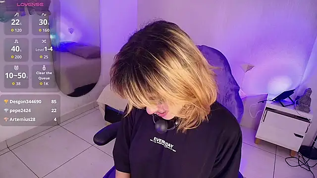 NinaSakura_Eup webcam