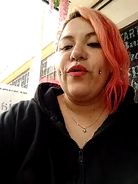 Bruja__Scarlata webcam