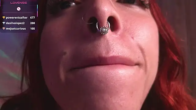 bri_von_dhara__ webcam