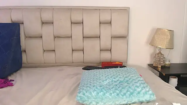 Ambar-Collins69 webcam