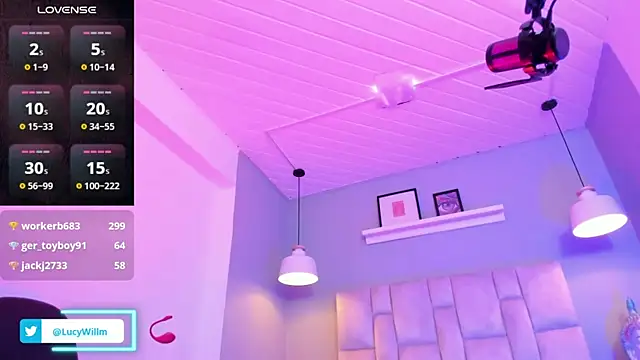 Lucy_Williiams webcam
