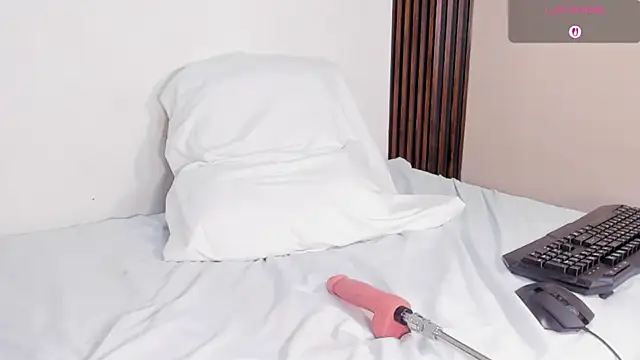 -aiishaa- - -Aiishaa-'s free webcam - UK Sex Cams