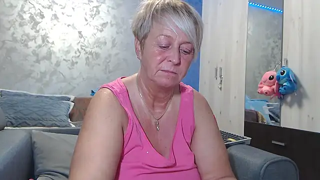 rosesandlillies - RosesandLillies's free webcam - UK Sex Cams