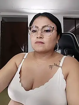 roouse_Pregnant webcam