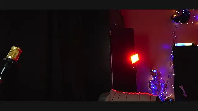 AlphaMasterXxx webcam