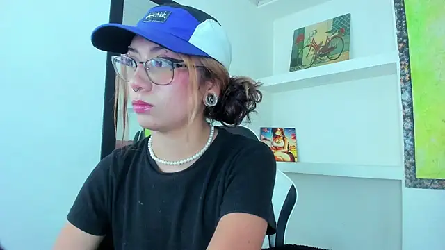 kittymiauu444 webcam