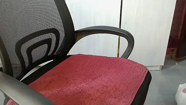 creepy_sexy - Creepy_Sexy's free webcam - UK Sex Cams