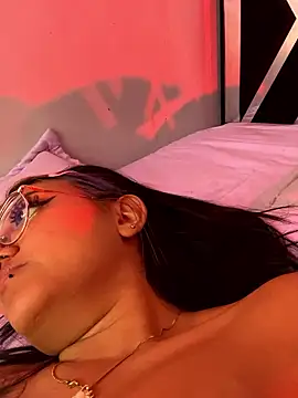 queen_of_you_heart webcam