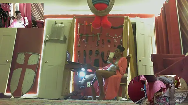 TheMississippiMadame webcam