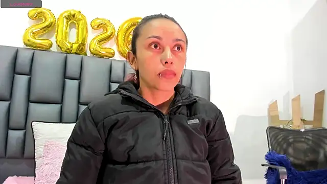 valeriasweet_ - Valeriasweet_'s free webcam - UK Sex Cams