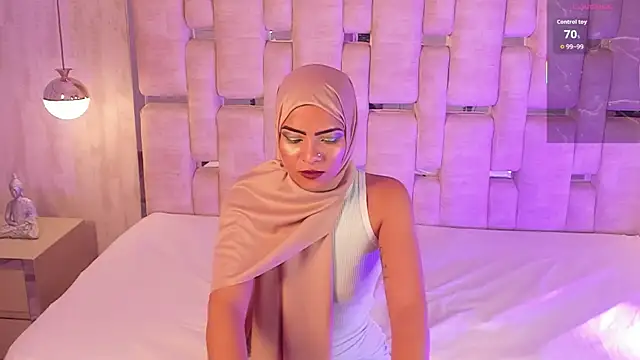 veronicaflowers_ - VeronicaFlowers_'s free webcam - UK Sex Cams