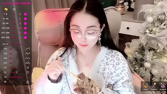 Monica-666888- webcam