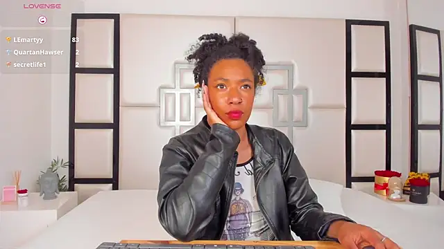 CarlaMarcuzzi webcam stripchat model stream image