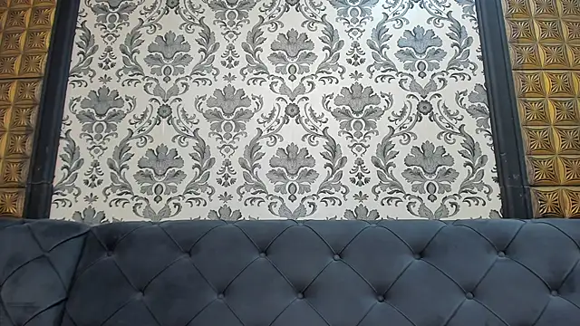 LissaBigTitts webcam