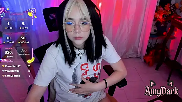 _AmyDark webcam