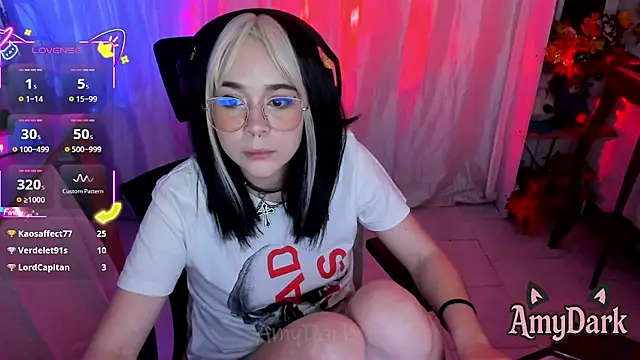 _AmyDark webcam