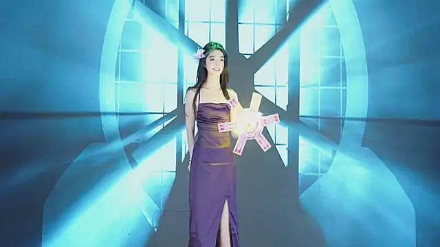 美女SoHo__club在线直播