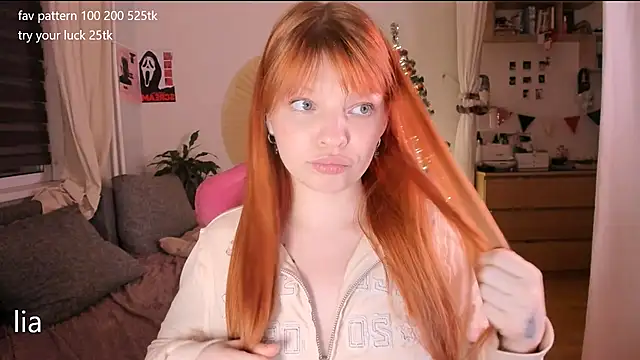 lil_lia (F young) - ride dildo