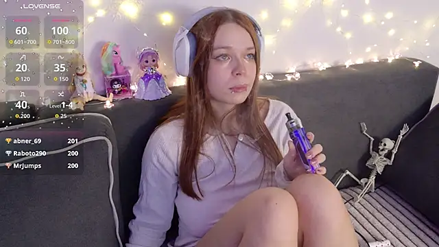 valbae (F young) - draw an intimate picture