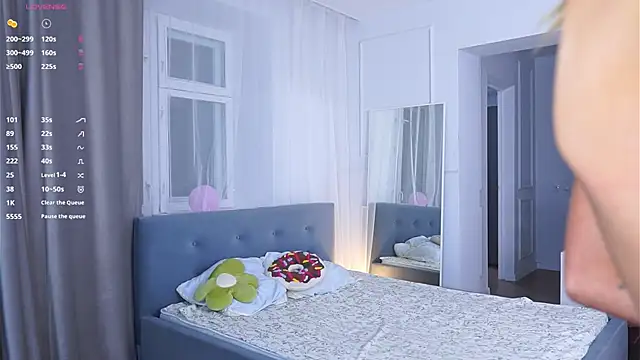 loiskeedah (F teen) - I don't show my pussy in public I'm very