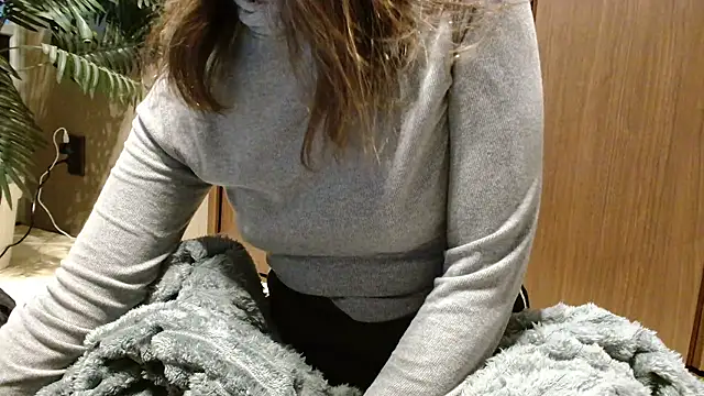 _ema_ch (F young) - お化粧中なのッ