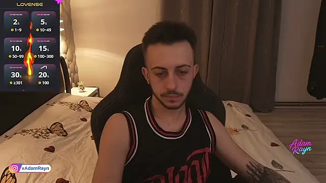 adamrayn - Adamrayn's free webcam - UK Sex Cams