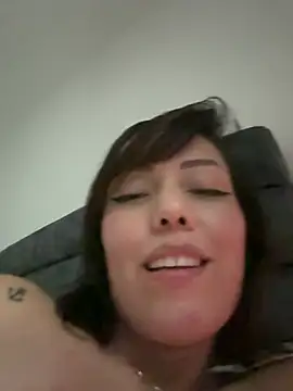 arissc (F young) - 🔥SQUIRT SHOW 🔥