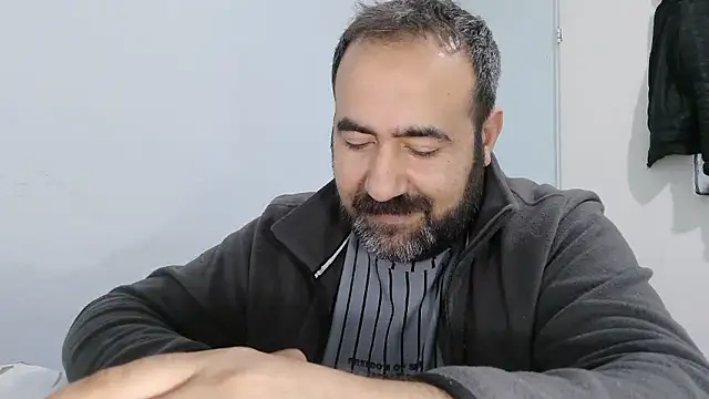 big_snakee (Ask my age) - Does anyone want sperm? :wanker: