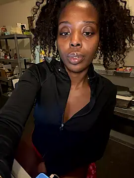 choclatepeaach webcam