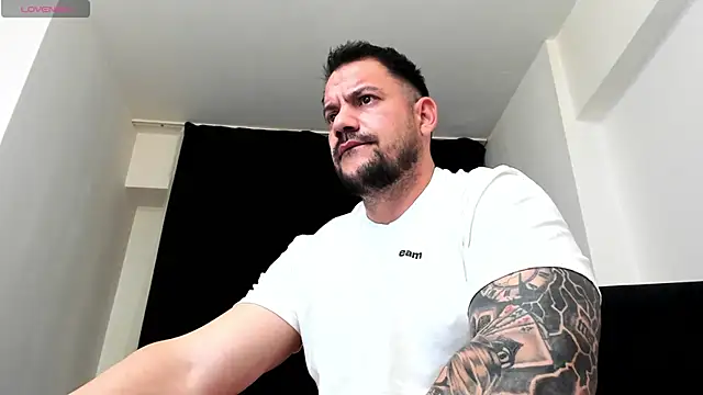 musclemonster31 webcam