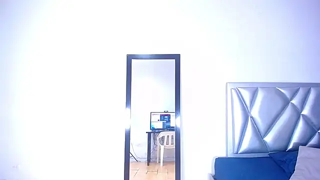 exotic_karmella webcam