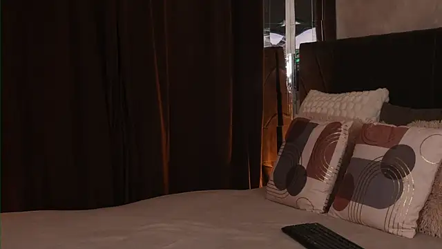 VictoriaMorrone webcam