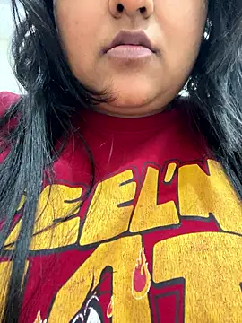 radhikkaa - Radhikkaa's free webcam